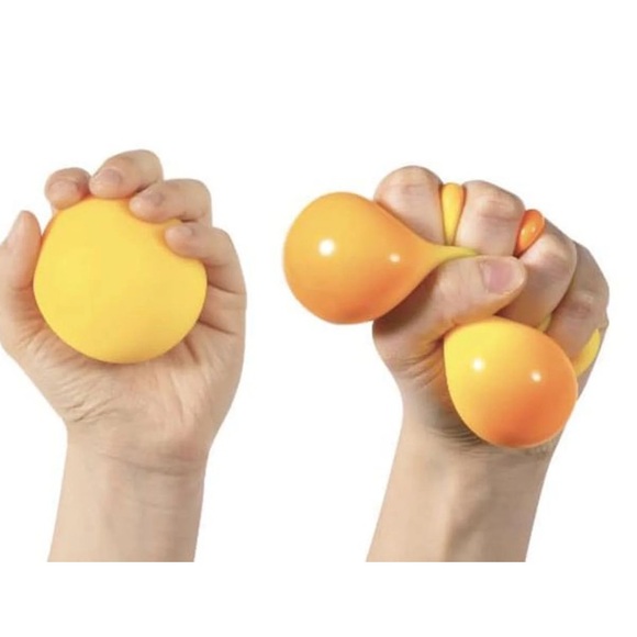 NeeDoh Color Change, Yellow - Picture 2 of 4